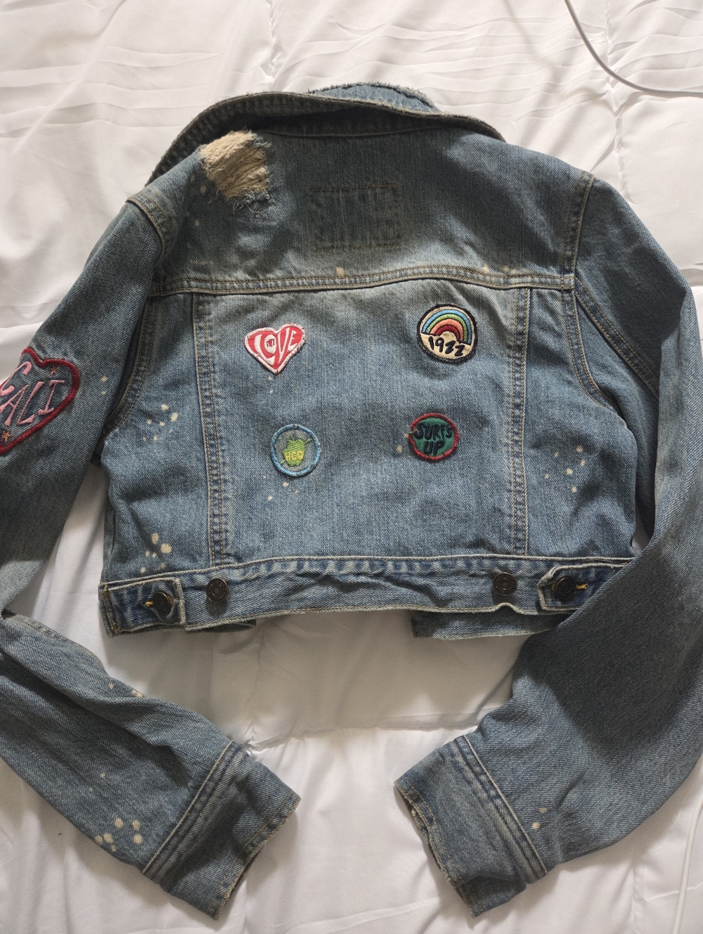 Vtf Y2K Cropped Distressed Denim Hollistet Jacket with Patches - Blue, Size M - Picture 5 of 9